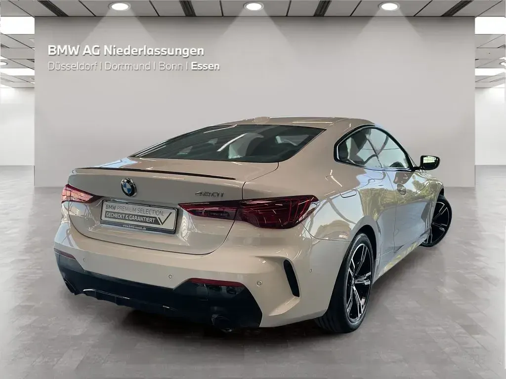 Gebraucht BMW 420 Coupé M Sport 184 PS (135 kW) 2025 Weiß Coupé