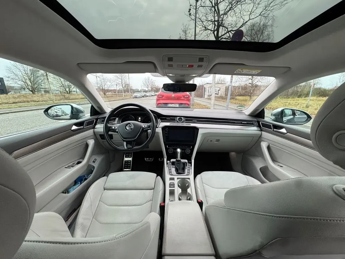 Gebraucht VW Arteon 239 PS (175 kW) 2018 Grau Kleinwagen