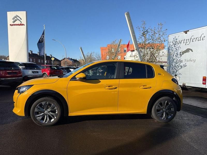 Gebraucht Peugeot 208 Active 100 kW (136 PS) 2022 Gelb Kleinwagen