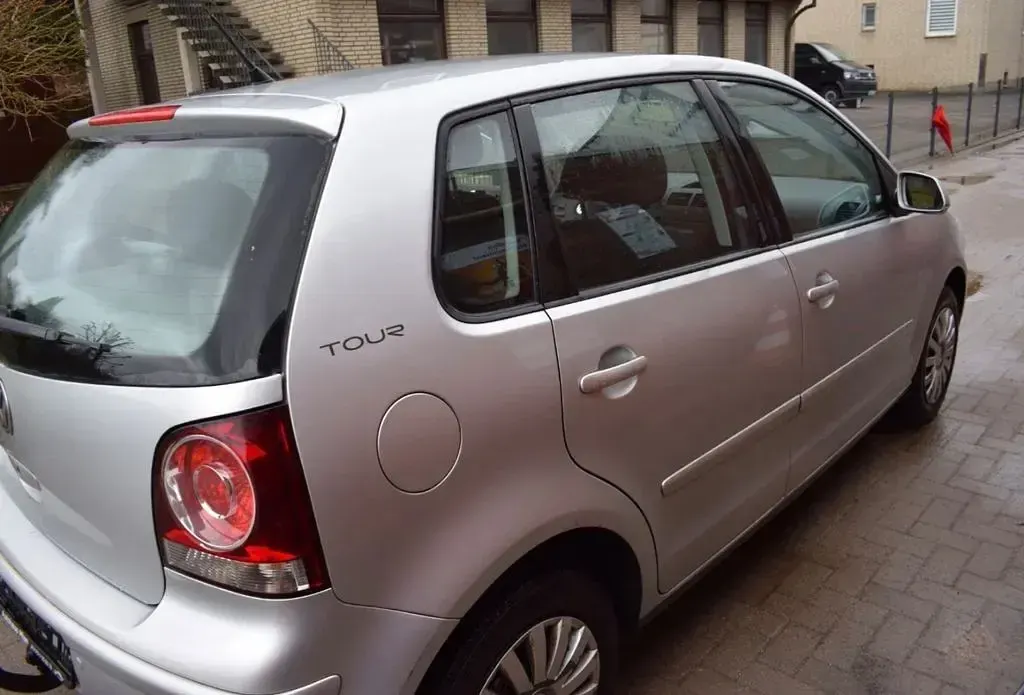 Gebraucht VW Polo 54 PS (39 kW) 2007 Silber Kleinwagen