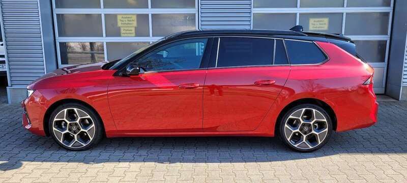Gebraucht Opel Astra Ultimate 131 PS (96 kW) 2024 Kardio rot Kombi