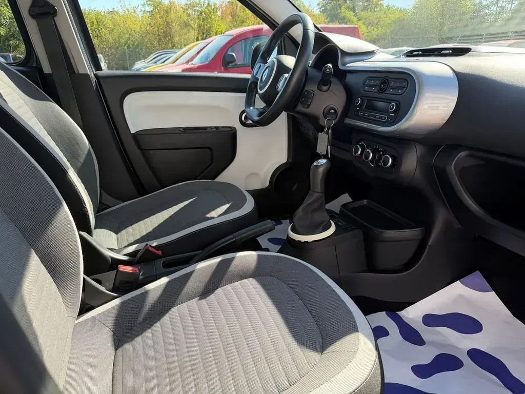 Gebraucht Renault Twingo LIMITED 69 PS (50 kW) 2018 Grau Kleinwagen
