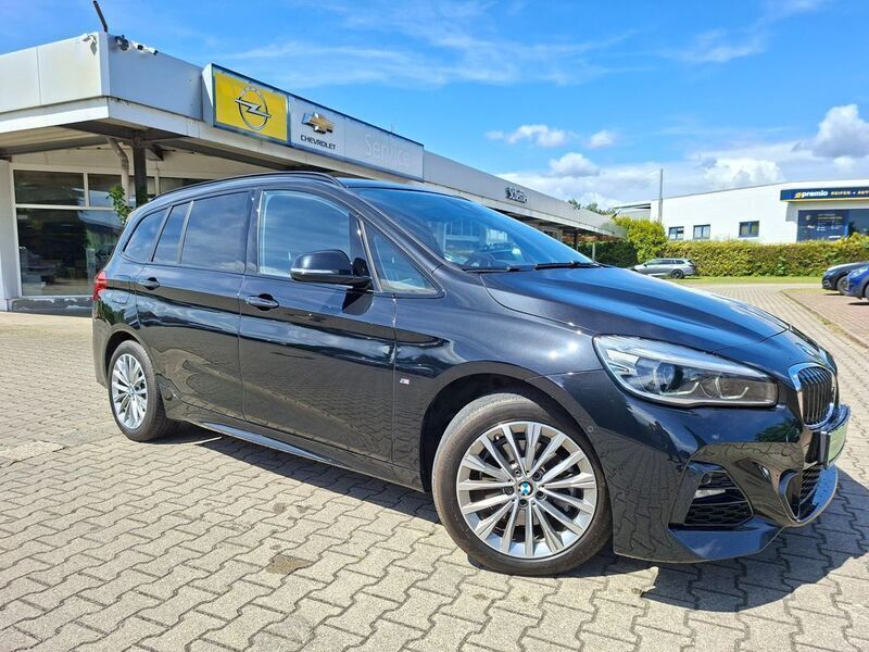 Schwarz Gebraucht 2022 BMW 218 Gran Tourer M Sport Van / Kleinbus | 23.990 € (Fairer Preis) - Bild 1/4