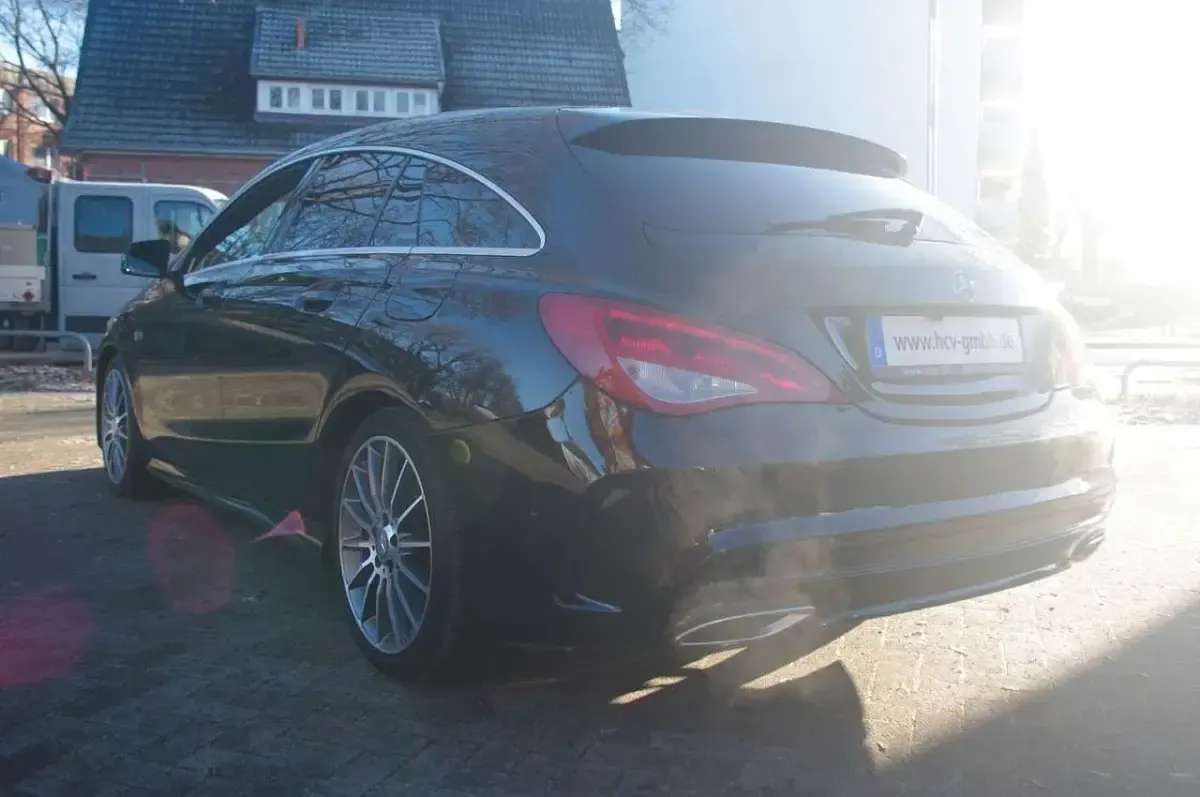 Gebraucht Mercedes CLA200 136 PS (100 kW) 2016 Schwarz Limousine