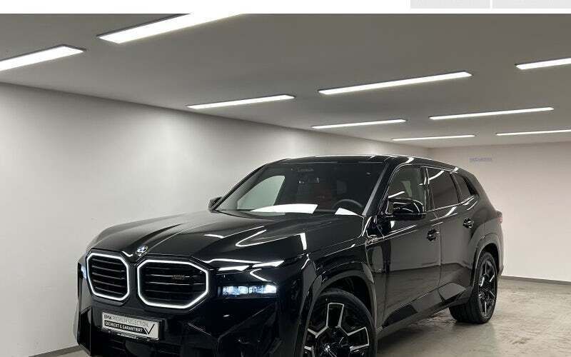 Saphirschwarz Gebraucht 2024 BMW XM Performance SUV | 139.653 € (Etwas zu teuer) - Bild 1/4