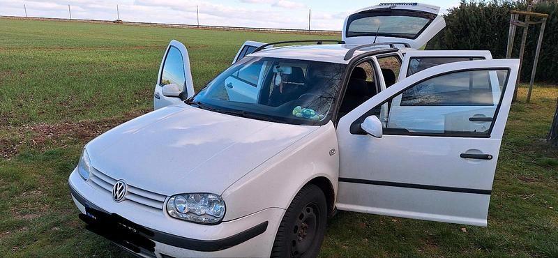 Second-hand VW Golf IV 80 CP (58 kW) 2006 Alb Break