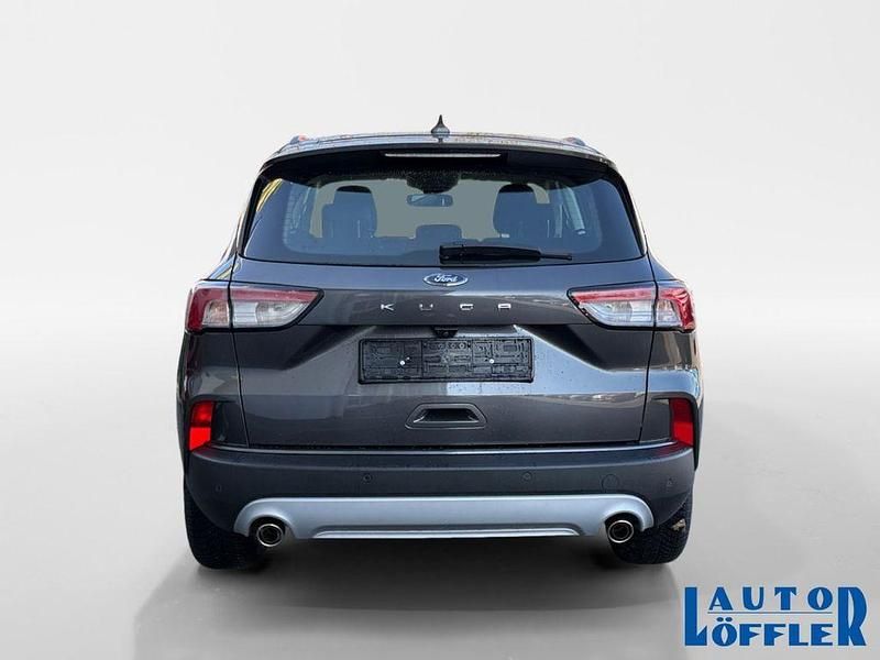 Gebraucht Ford Kuga Titanium 150 PS (110 kW) 2021 Grau SUV