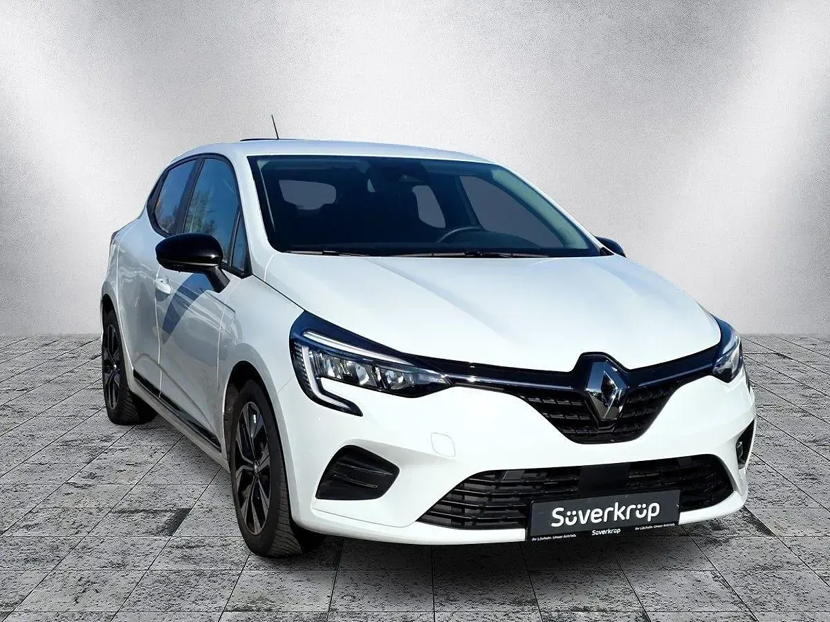 Gebraucht Renault Clio V Evolution 67 PS (49 kW) 2023 Weiß Limousine