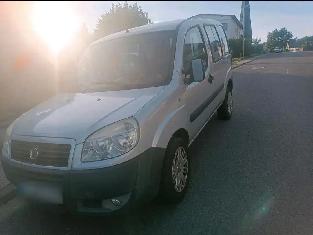 Gebraucht Fiat Doblò 105 PS (77 kW) 2008 Van / Kleinbus