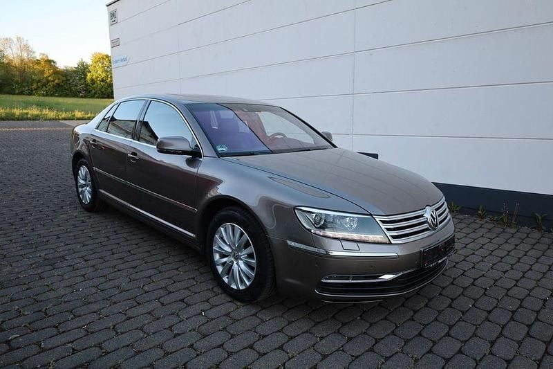 Second-hand VW Phaeton 239 CP (175 kW) 2010 Gri Berlinǎ