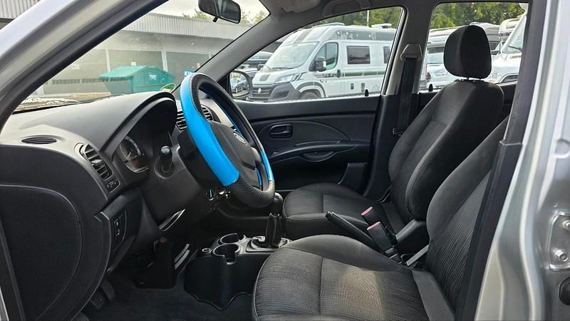 Gebraucht Kia Picanto 65 PS (47 kW) 2006 Silber Kleinwagen