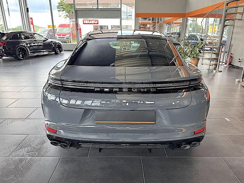 Neu Porsche Panamera GTS 500 PS (367 kW) 2025 Grau Limousine