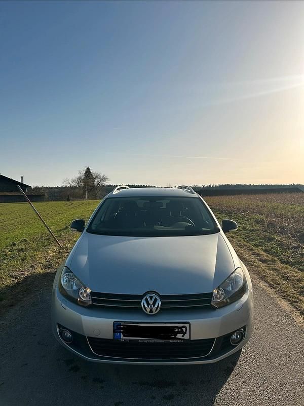 Gebraucht VW Golf VII Style 105 PS (77 kW) 2012 Silber Kombi