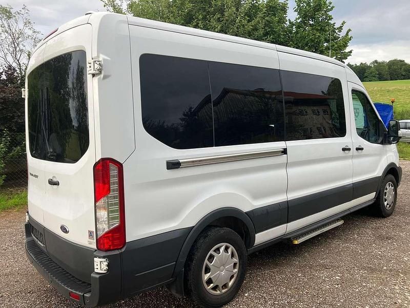 Gebraucht Ford Transit Trend 131 PS (96 kW) 2018 Weiß Van / Kleinbus