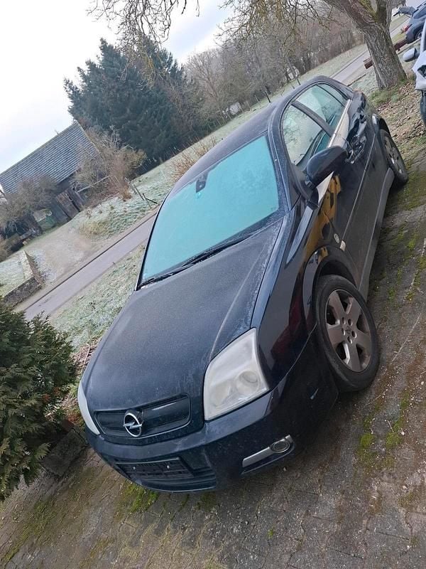 Gebraucht Opel Signum 125 PS (91 kW) 2003 Schwarz Kleinwagen