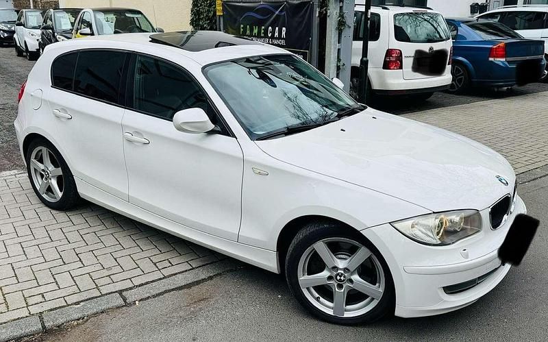 Gebraucht BMW 123 204 PS (150 kW) 2010 Weiß Kleinwagen