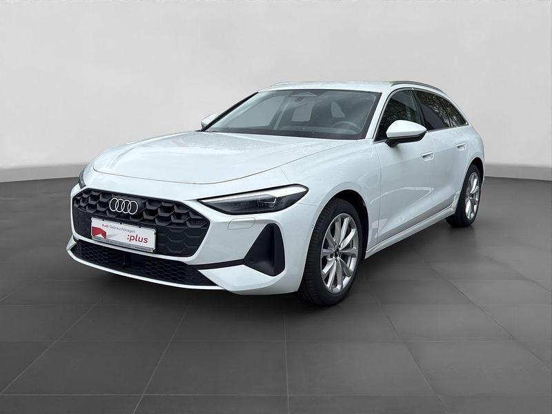 Gebraucht Audi A5 Sport 204 PS (150 kW) 2025 Weiß Kombi