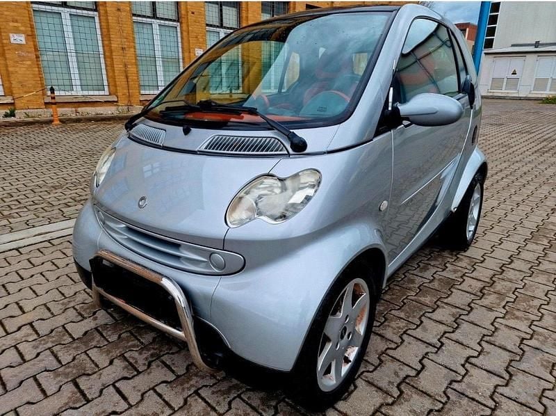 Silber Gebraucht 2003 Smart ForTwo Coupé Coupé | 1.900 € (Fairer Preis) - Bild 1/4