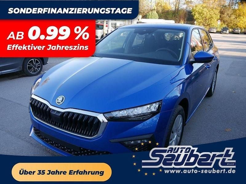 Raceblau metallic Neu 2025 Skoda Scala Selection Kleinwagen | 25.990 € (Guter Preis) - Bild 1/4