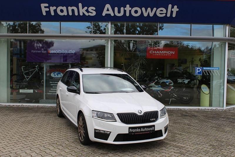 Gebraucht Skoda Octavia RS 220 PS (161 kW) 2016 Weiß Kombi