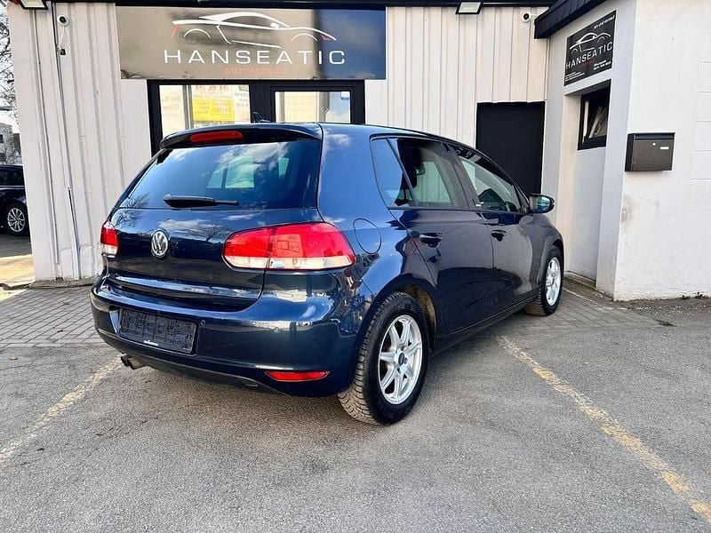 Gebraucht VW Golf VI Style 122 PS (89 kW) 2011 Blau Kleinwagen