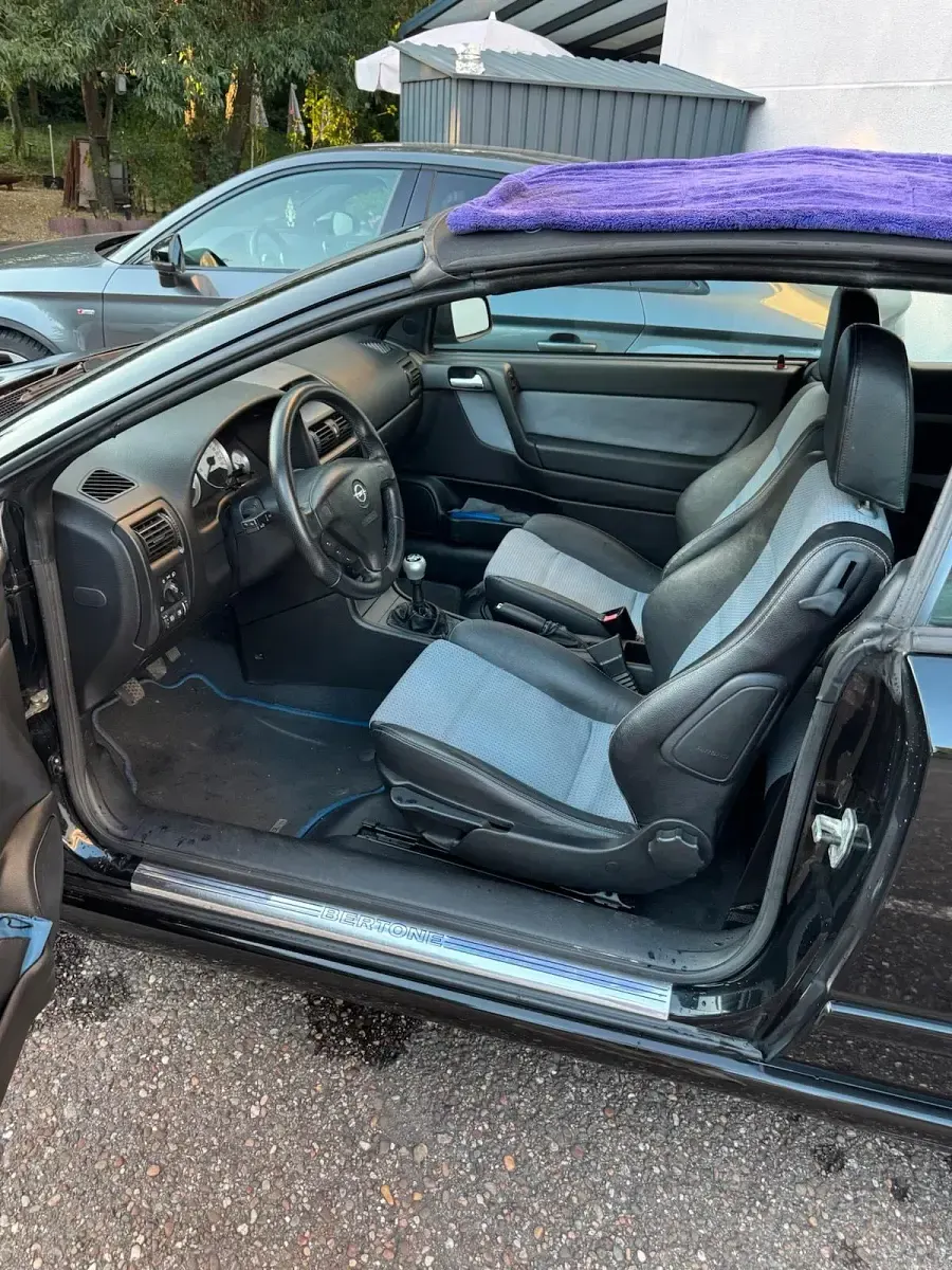 Gebraucht Opel Astra 147 PS (108 kW) 2005 Schwarz Cabrio