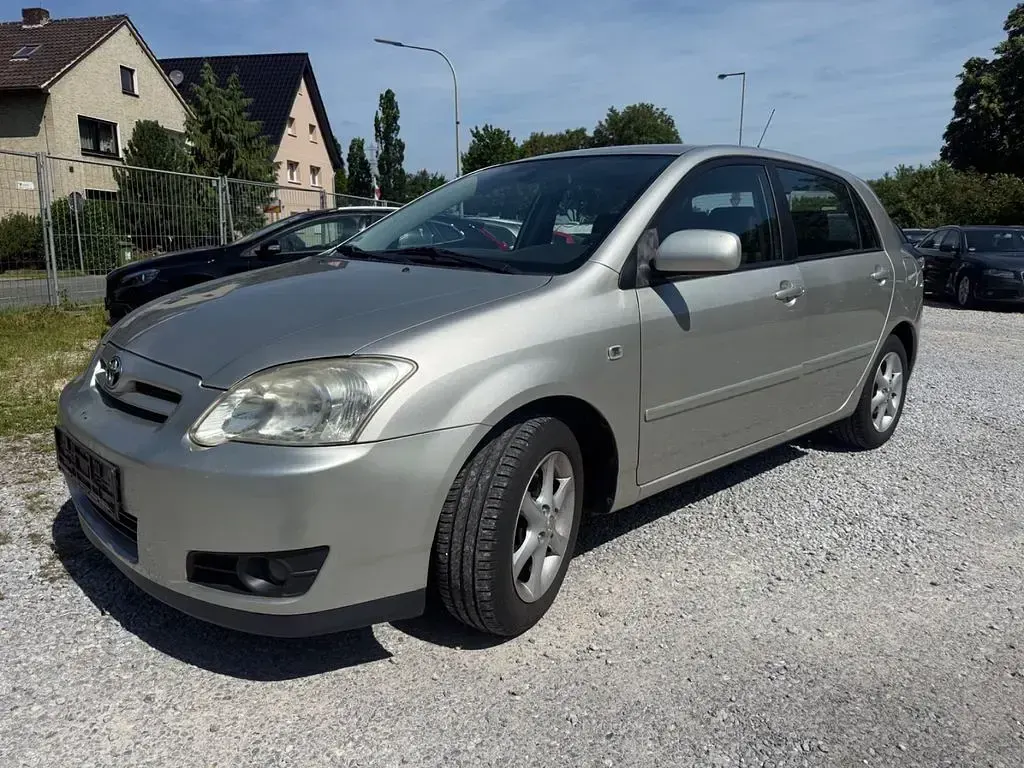 Gebraucht Toyota Corolla Sol 110 PS (80 kW) 2005 Silber Limousine