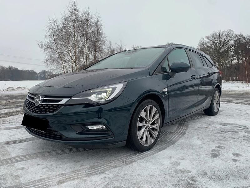 Gebraucht Opel Astra 136 PS (100 kW) 2019 Grün Kombi
