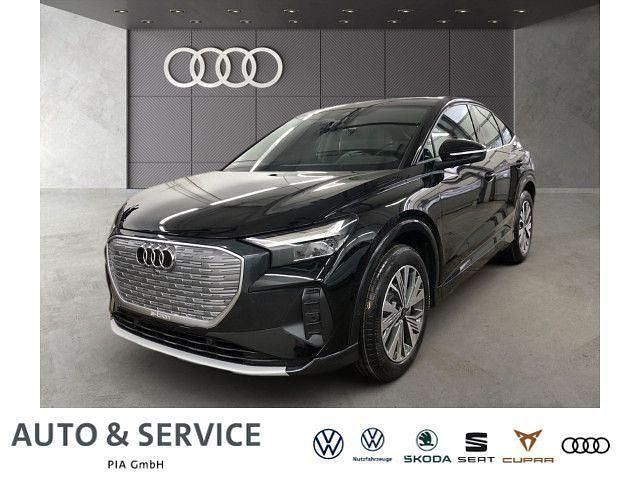 Mythosschwarz metallic Gebraucht 2024 Audi Q4 Sportback e-tron Ambiente SUV | 62.490 € (Teuer) - Bild 1/4