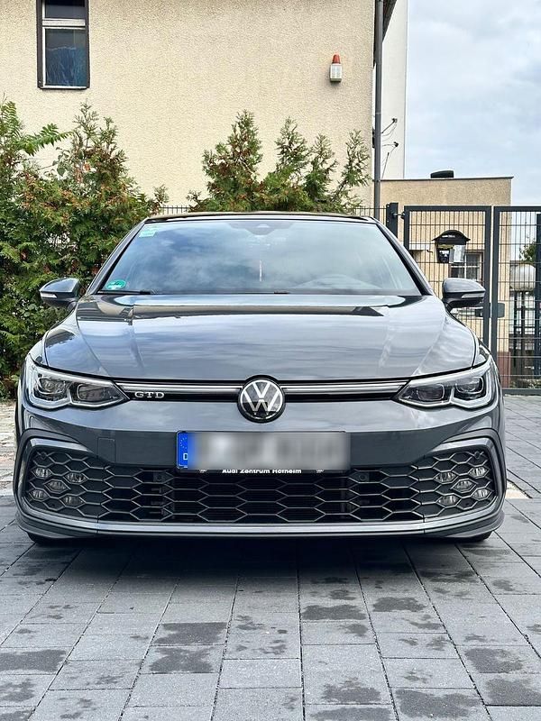 Grau Gebraucht 2023 VW Golf VIII GTD Limousine | 32.600 € (Fairer Preis) - Bild 1/4