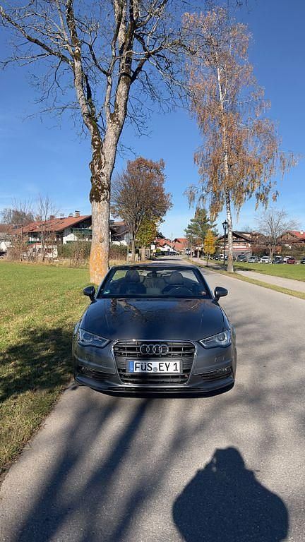 Gebraucht Audi A3 Cabriolet Sport 150 PS (110 kW) 2016 Grau Cabrio