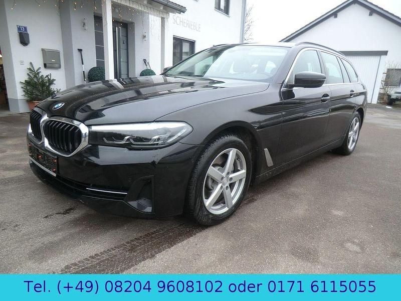 Schwarz Gebraucht 2021 BMW 520 Kombi | 25.700 € (Superpreis) - Bild 1/4