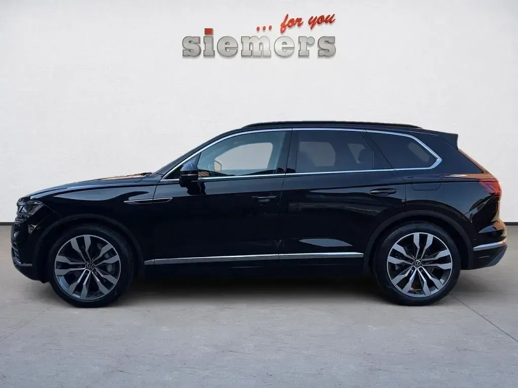 Gebraucht VW Touareg Elegance 381 PS (280 kW) 2023 Schwarz SUV