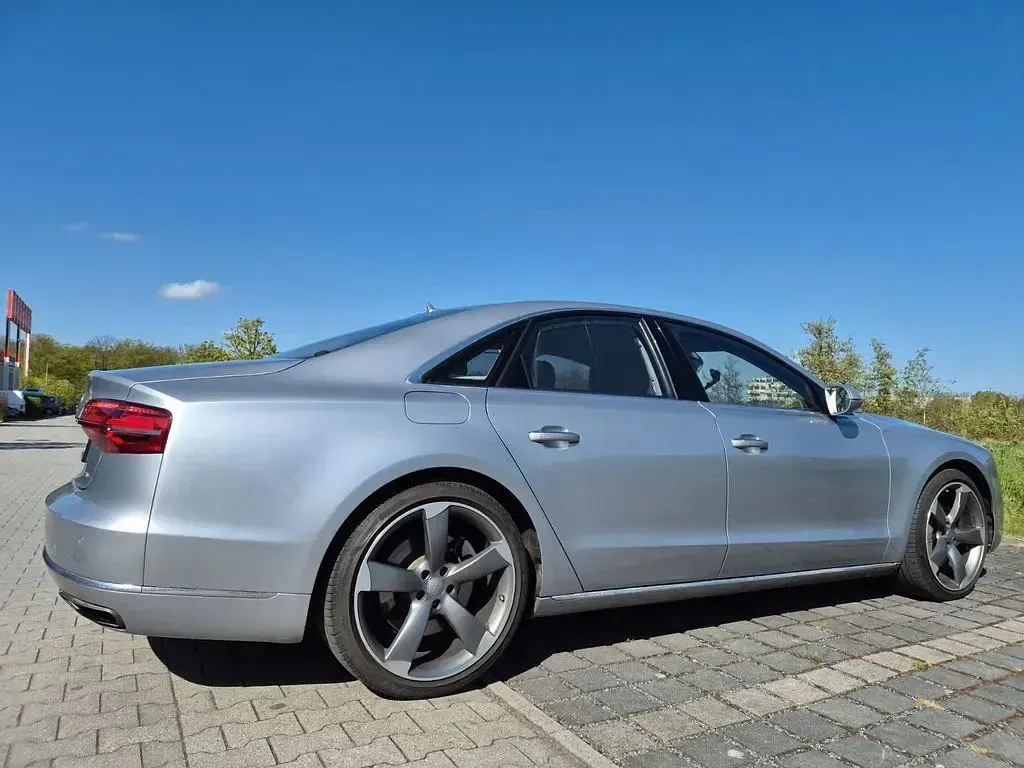 Gebraucht Audi A8 435 PS (319 kW) 2014 Silber Limousine