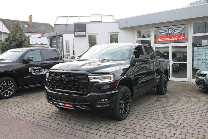 Diamont black crystal Gebraucht 2024 Dodge Ram Limited Abholung | 99.900 € - Bild 1/4