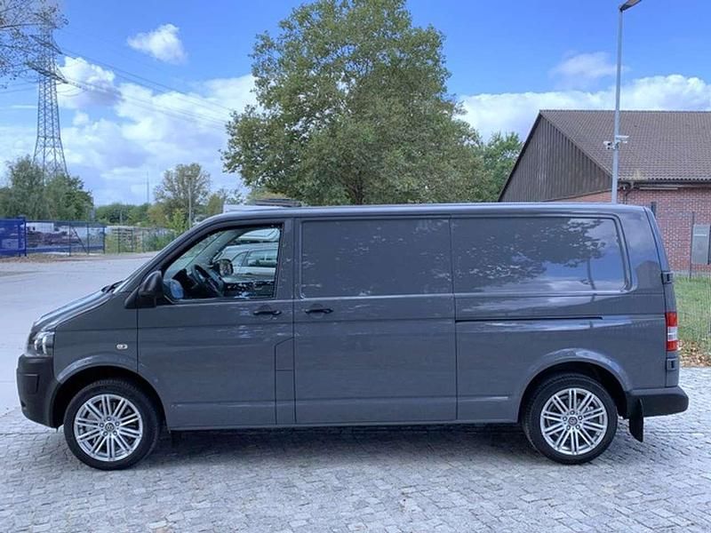 Gebraucht VW Transporter 179 PS (131 kW) 2013 Grau Van