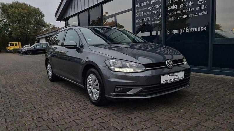 Grau Gebraucht 2018 VW Golf VII Join Kombi | 7.490 € (Superpreis) - Bild 1/4