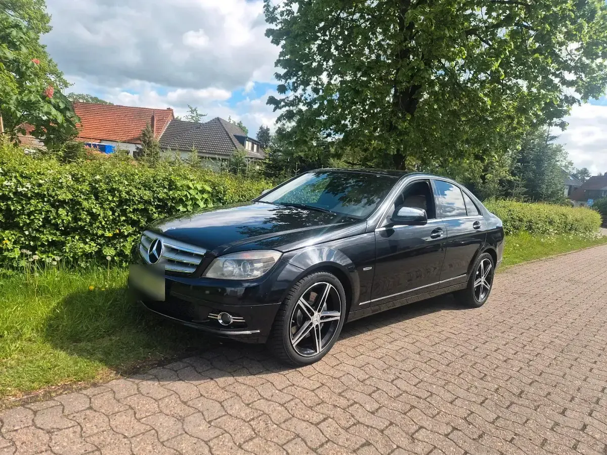 Gebraucht Mercedes C320 225 PS (165 kW) 2009 Schwarz Limousine