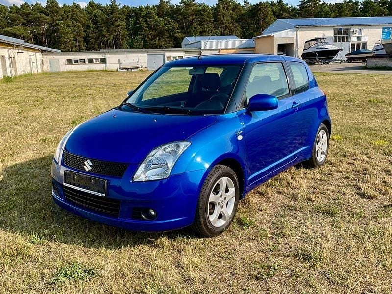 Blau Gebraucht 2005 Suzuki Swift Comfort Limousine | 2.199 € (Fairer Preis) - Bild 1/4