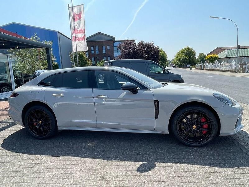 Gebraucht Porsche Panamera Turbo Sport 549 PS (403 kW) 2017 Grau Kleinwagen