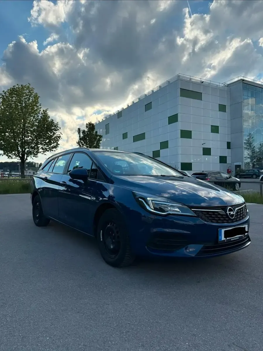 Gebraucht Opel Astra 110 PS (80 kW) 2019 Blau Kombi