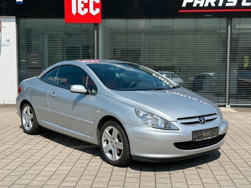 Silber Gebraucht 2004 Peugeot 307 CC Cabrio | 2.800 € (Fairer Preis) - Bild 1/4