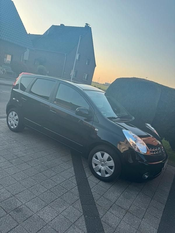 Gebraucht Nissan Note 88 PS (64 kW) 2008 Schwarz Kleinwagen