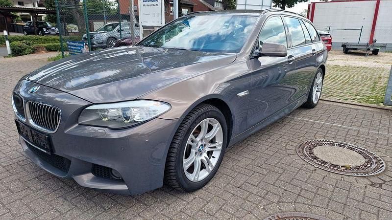 Braun Gebraucht 2013 BMW 530 M Sport Limousine | 9.490 € (Superpreis) - Bild 1/4