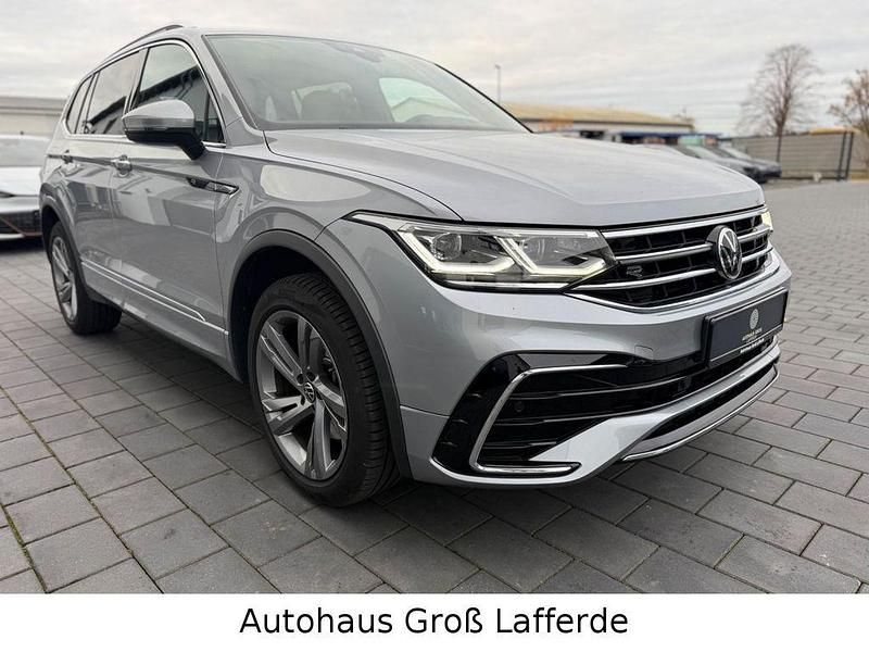 Silber Gebraucht 2022 VW Tiguan Allspace R-line SUV | 34.490 € (Fairer Preis) - Bild 1/4