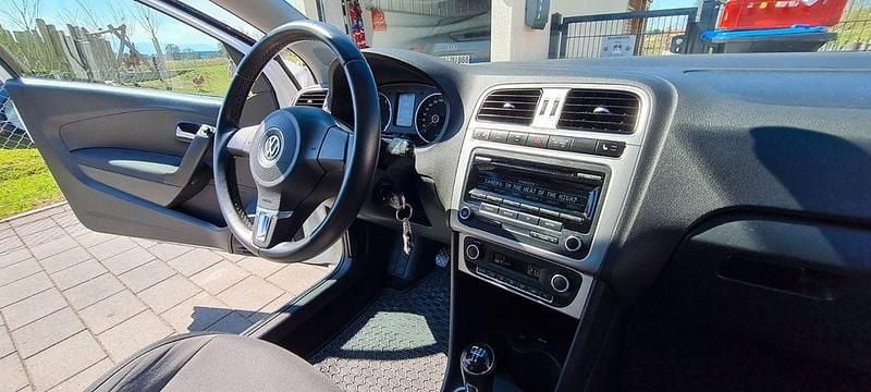 Gebraucht VW Polo Life 90 PS (66 kW) 2014 Weiß Kleinwagen