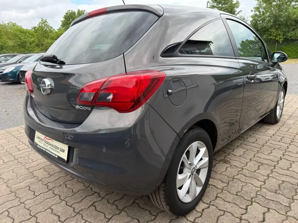 Gebraucht Opel Corsa drive 90 PS (66 kW) 2016 Grau Kleinwagen