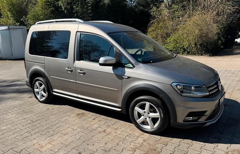 Usata VW Caddy 150 CV (110 kW) 2018 Monovolume