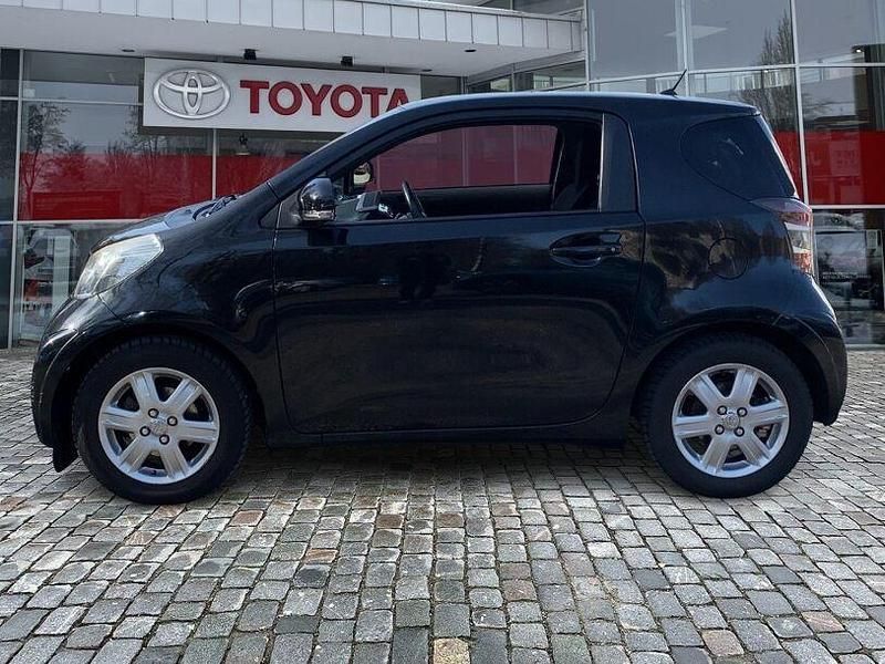 Gebraucht Toyota iQ 68 PS (50 kW) 2009 Schwarz Kleinwagen
