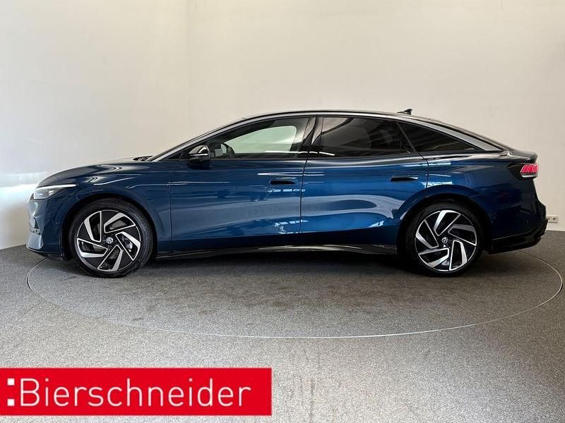 Gebraucht VW ID.7 Pro 210 kW (286 PS) 2024 Blau Limousine